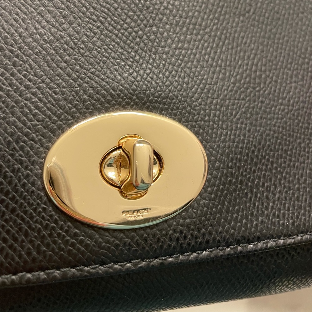 Authentic Coach Versatile Black Leather Purse - image 5